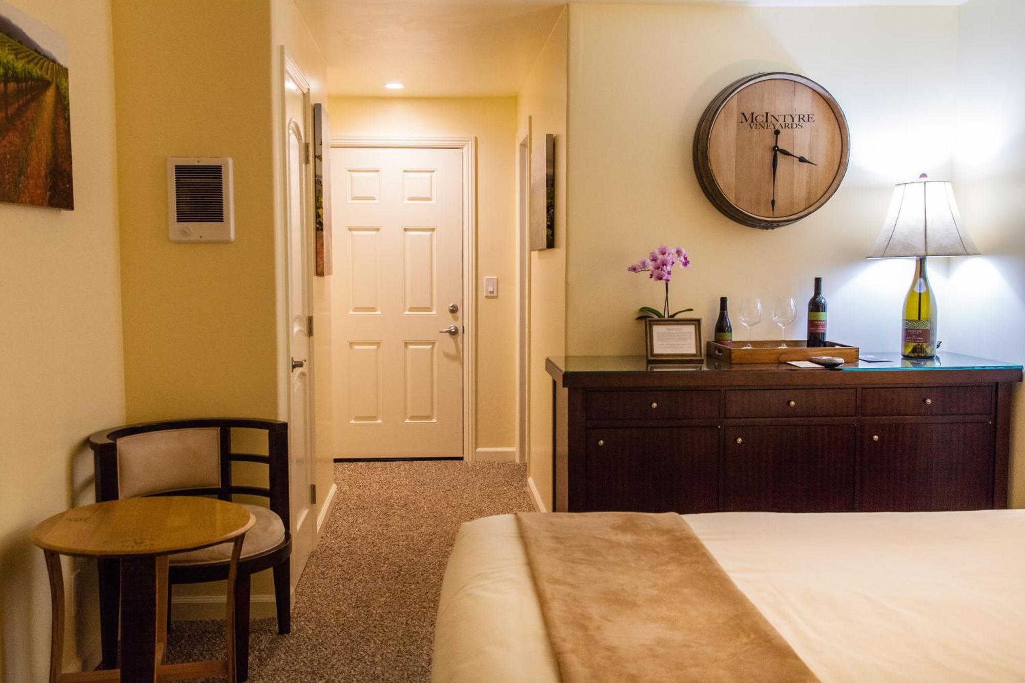 The Vendange Carmel Inn & Suites Dış mekan fotoğraf